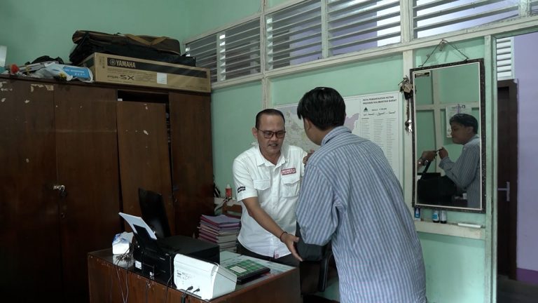 RUANG PERLENGKAPAN